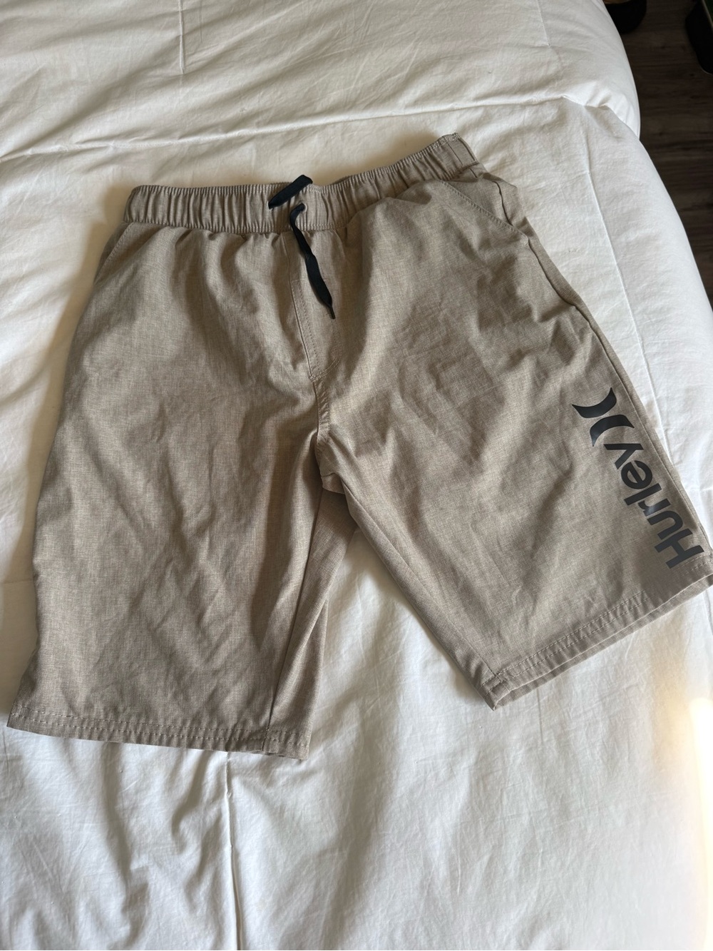 Hurley Tan Elastic Waist Shorts